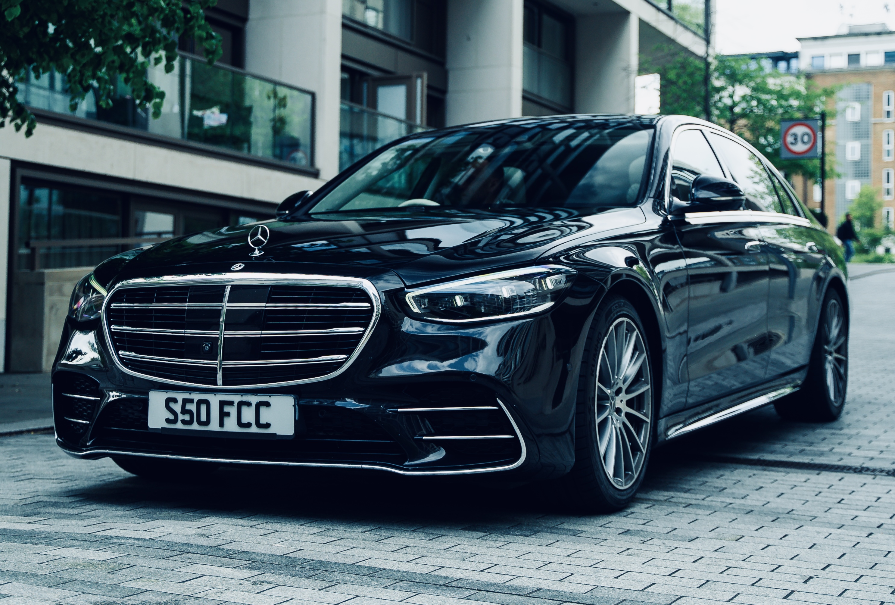 Black Mercedes S-Class luxury chauffeur car in London