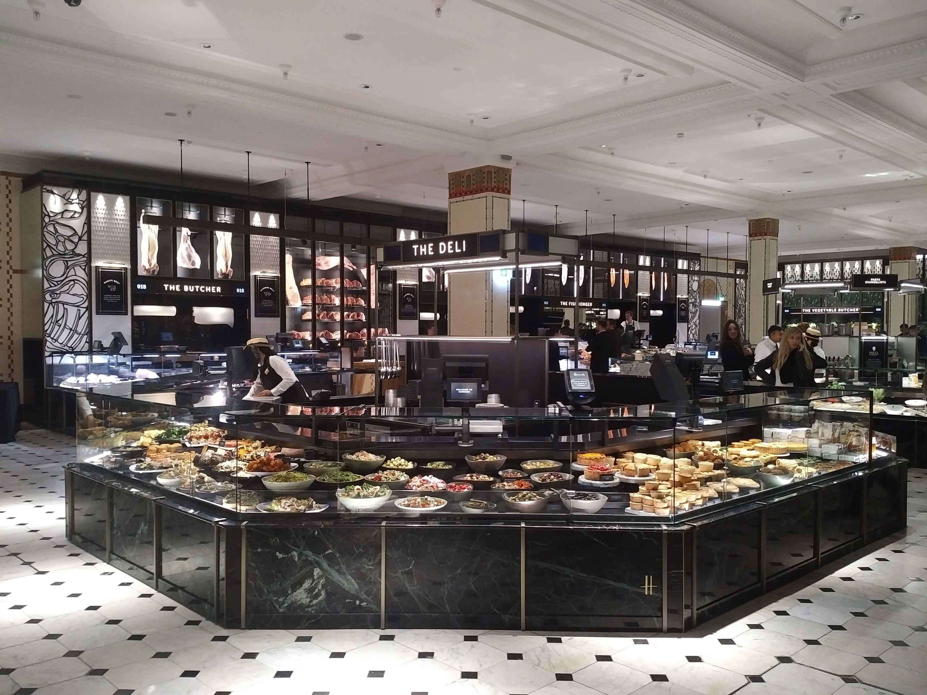 First Class Chauffeur Harrods | Luxury London Transfers, photo 3