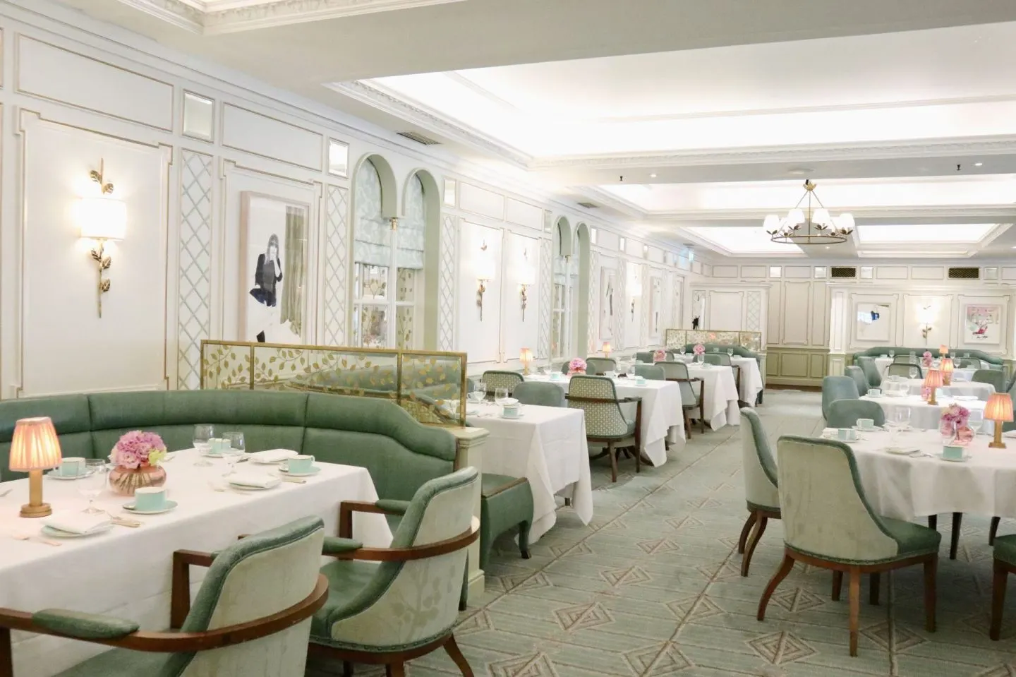 Luxury Chauffeur Service for Fortnum & Mason London , photo 2