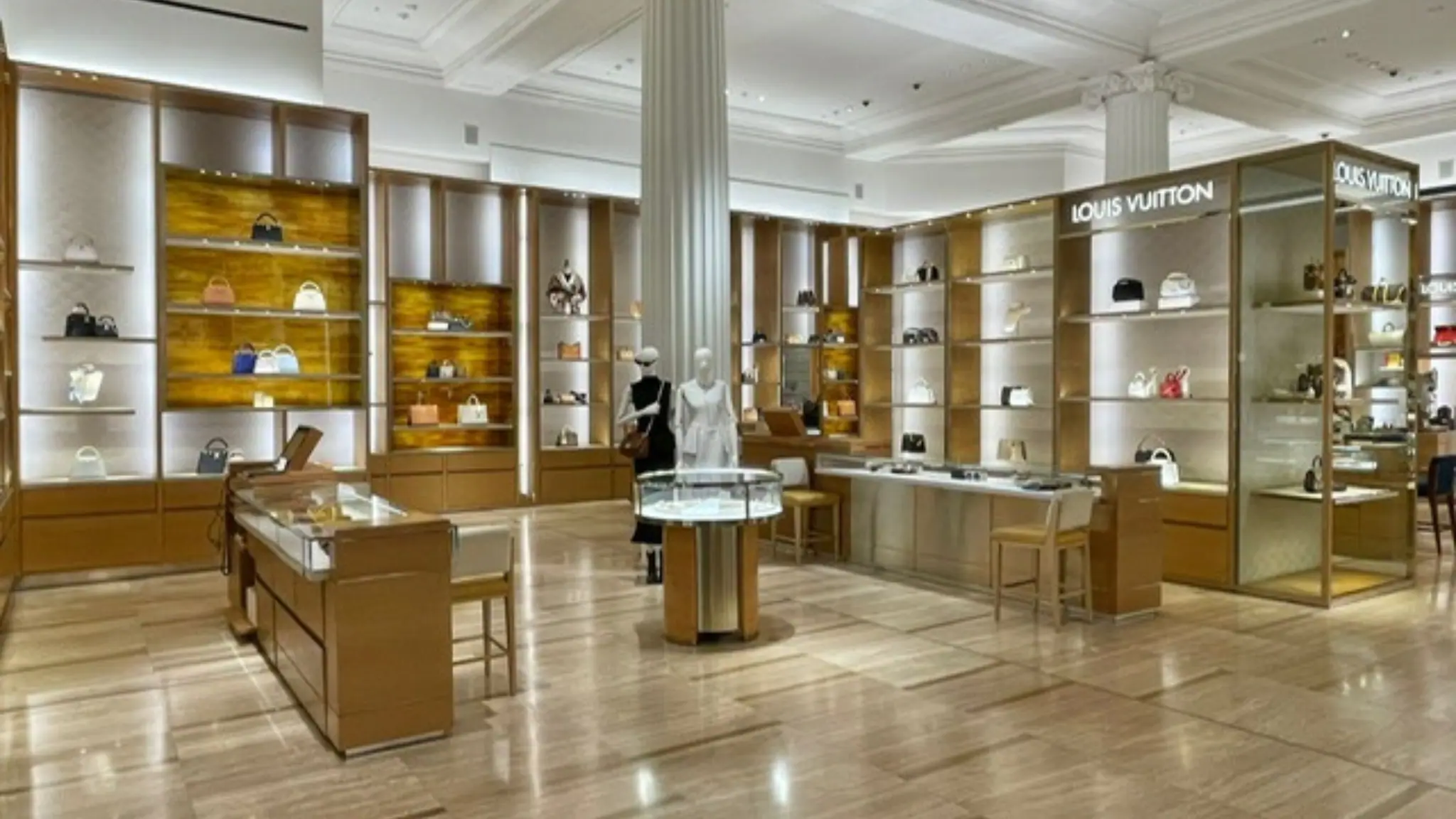 First Class Chauffeur Selfridges | Luxury London Transfers, photo