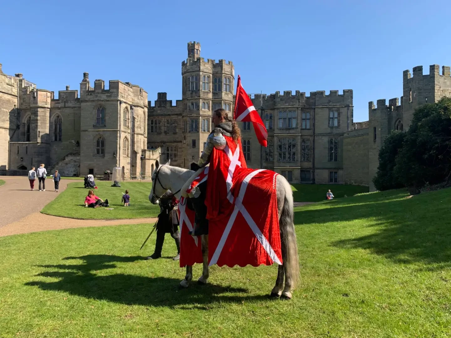 Warwick Castle - FC Chauffeurs