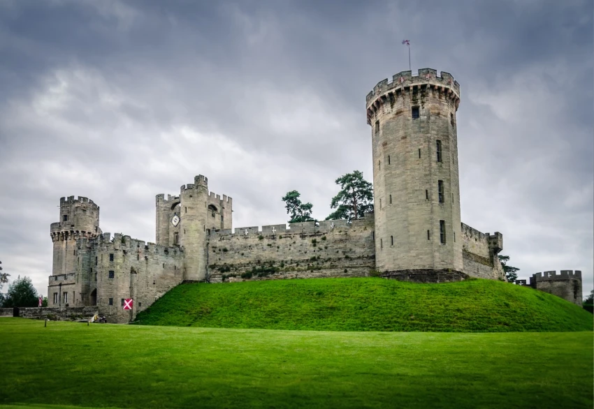 Warwick Castle - FC Chauffeurs